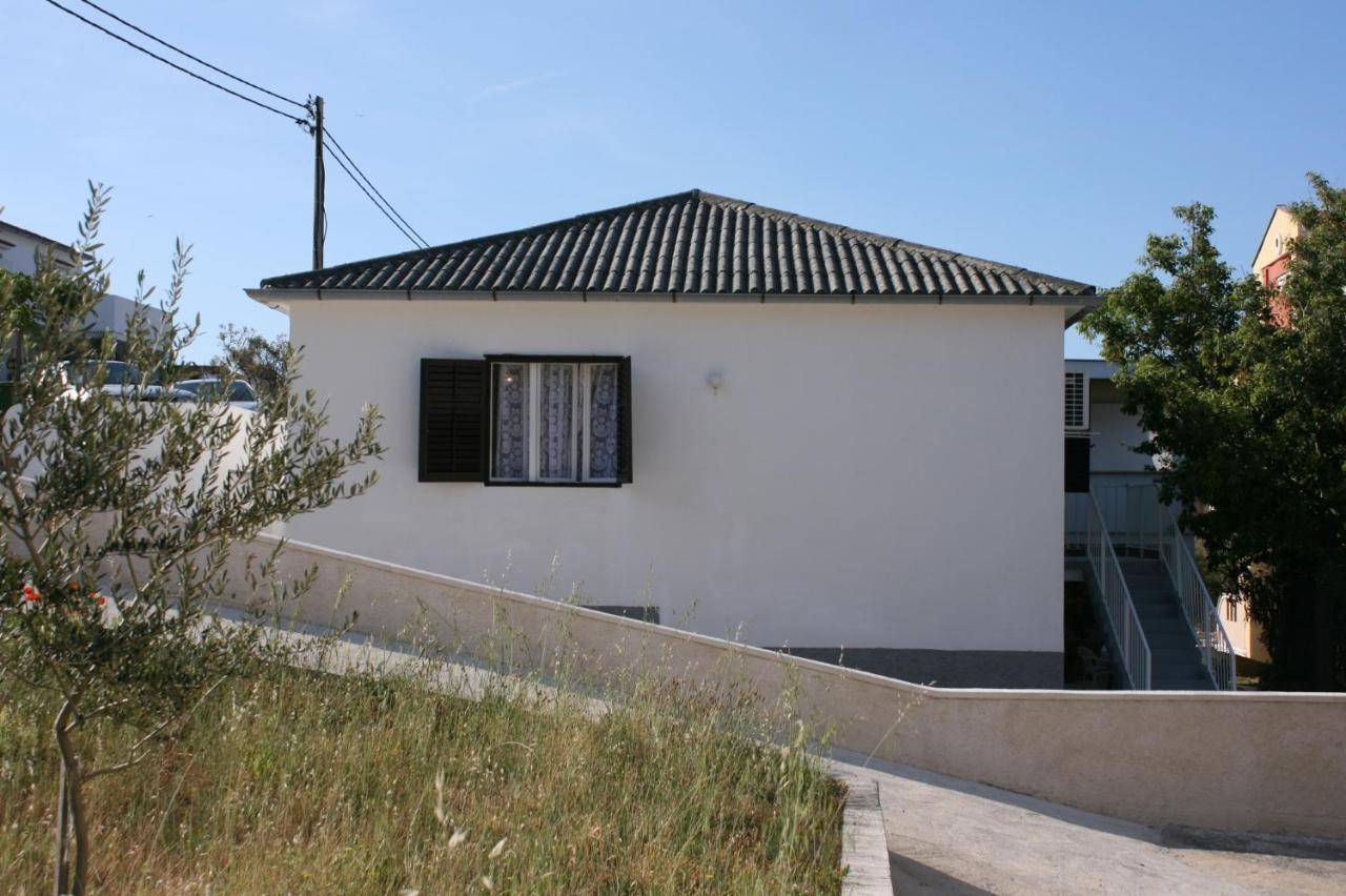 Apartment Stara Novalja 6301B מראה חיצוני תמונה